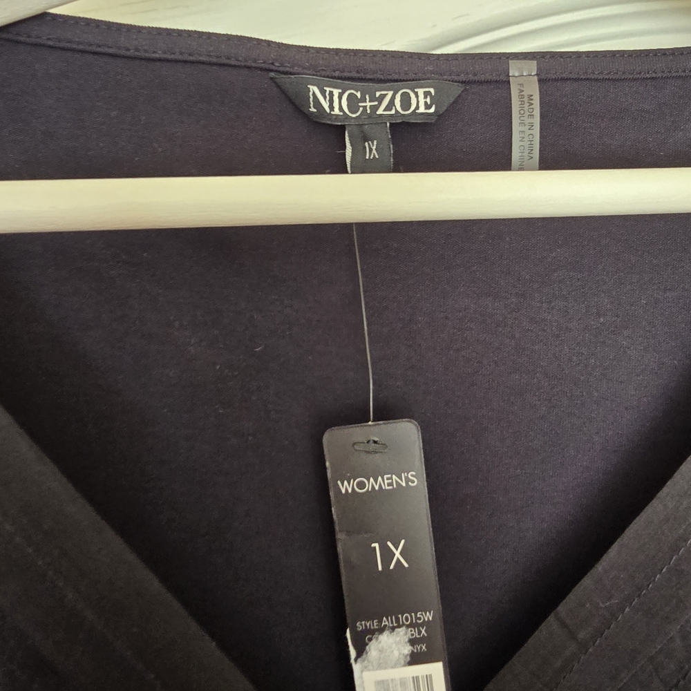 NWT Nic & Zoe Elegant Black Sleeveless Top - Picture 2 of 4